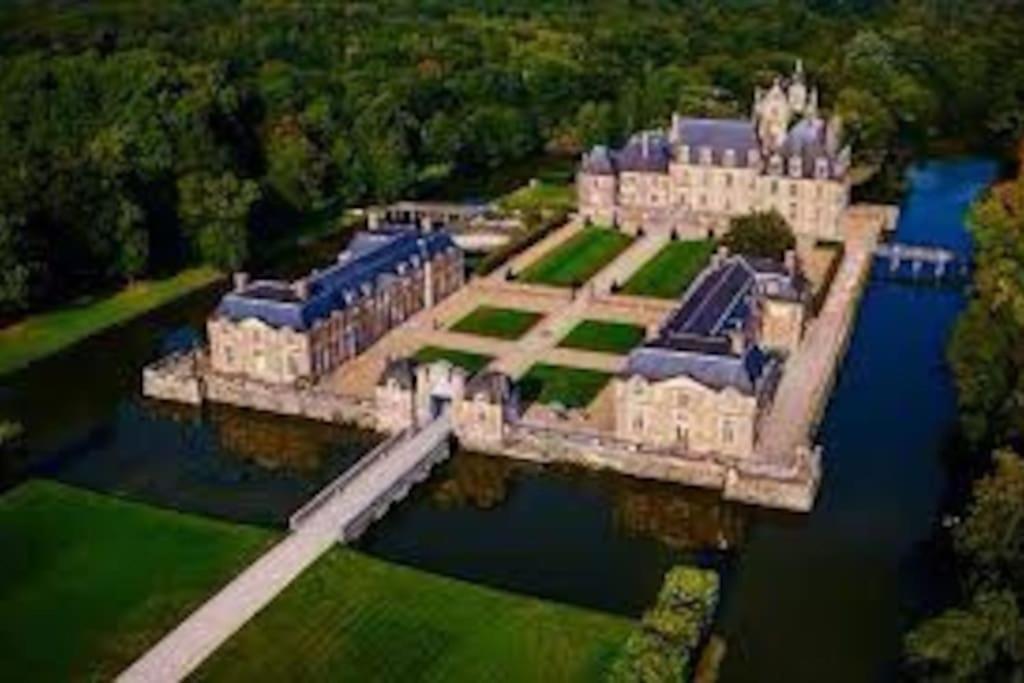 Maison Au Milieu Des Bois Et Des Animaux Jouy-le-Potier Kültér fotó